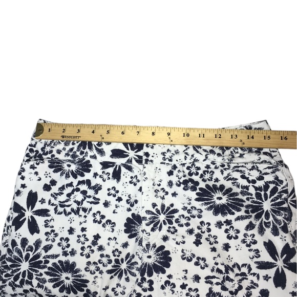 Calvin Klein Jeans Floral Denim Navy White Cropped Jeans - Women’s 10 - Picture 2 of 10